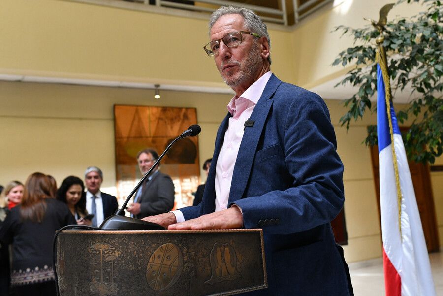 Biministro, &Aacute;lvaro Garc&iacute;a