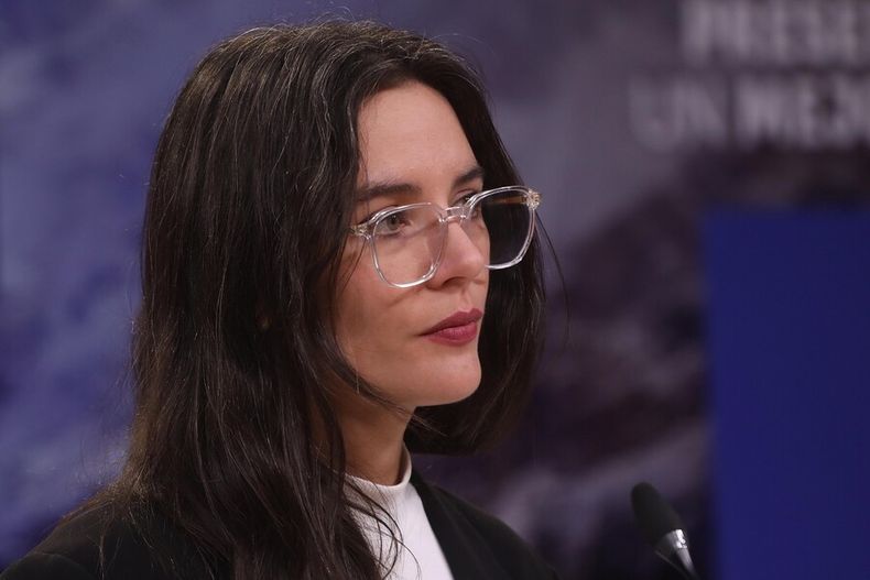 camila vallejo.jpg