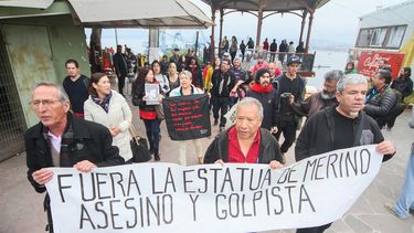 Cámara aprobó proyecto que solicita retiro de monumentos a integrantes de la Junta Militar