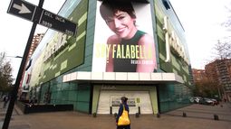 HUMOR| Normalidad para abrir los malls, ¿y el plebiscito cuándo?