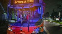 Micrero que condujo drogado por Santiago tiene antecedentes por hurto, VIF y lesiones