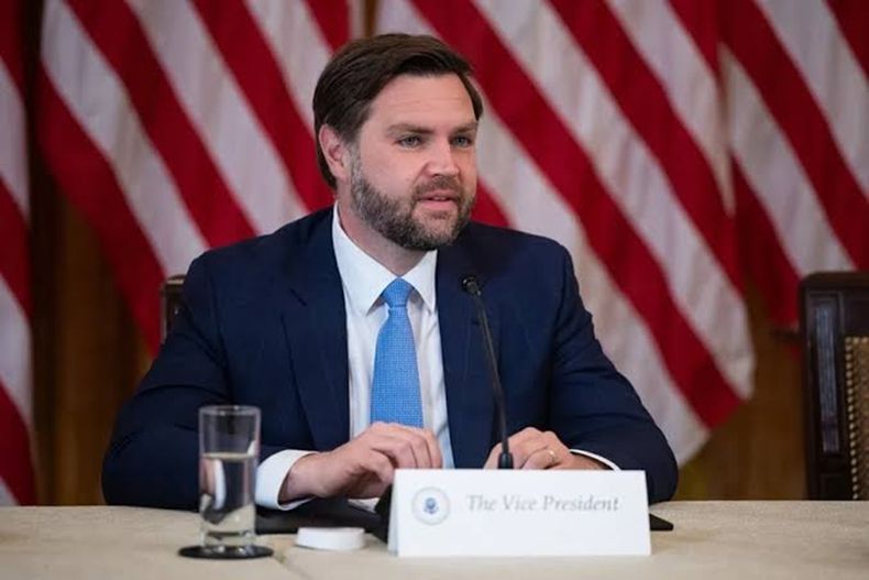 J.D. Vance podría venir a Chile pronto