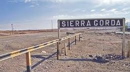 Funcionaria municipal de Sierra Gorda denuncia a concejal por acoso laboral