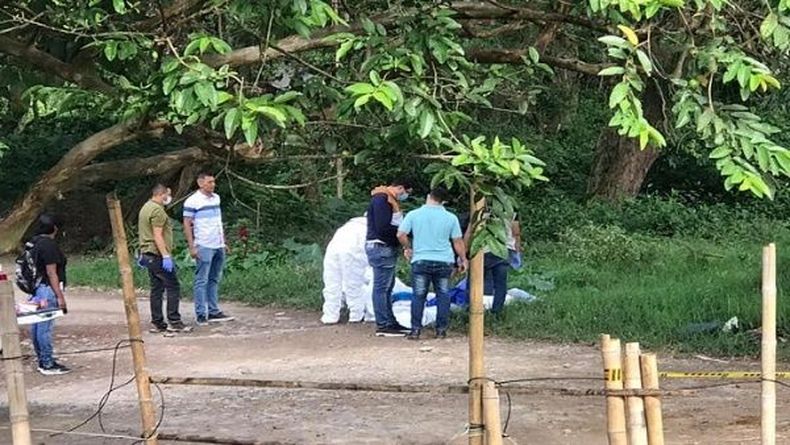 colombia_masacre_municipio_tulux_levantamiento_de_cuerpos_de_cuatro_jxvenes_asesinados_foto_la_voz_de_los_robles.jpg_1718483347.jpg