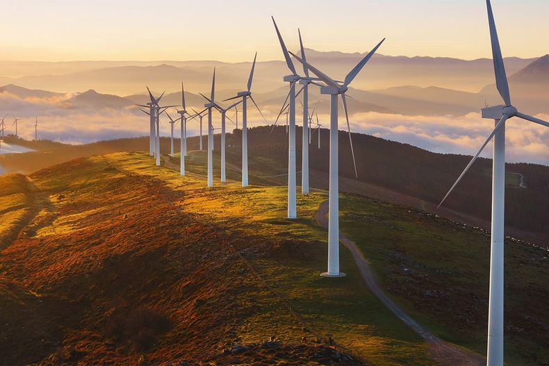 Se trata de garantizar un suministro eléctrico fiable, con bajas emisiones y sostenibilidad, en un escenario de tensión geopolítica y transición energética.
