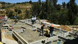 Desempleo en Chile baja al 8%, pero informalidad sube al 26,8 % en diciembre