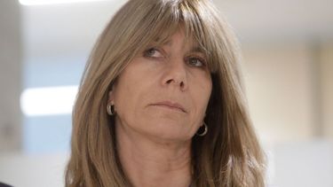 ministra rincon reporta falta de stock de combustibles en 2 comunas de chile previo al alza del jueves 26