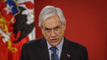 Las dudas y mentiras que deja la entrevista que dio Piñera a Cadena Ser
