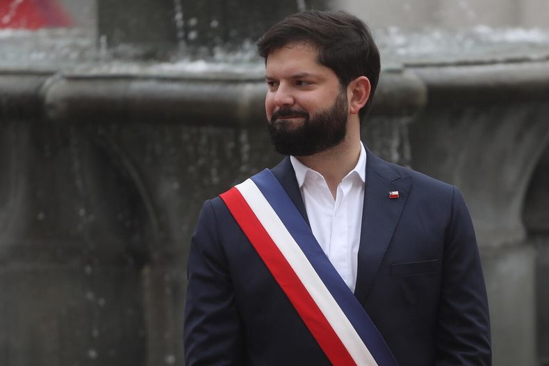 4765 presidente boric.jpg