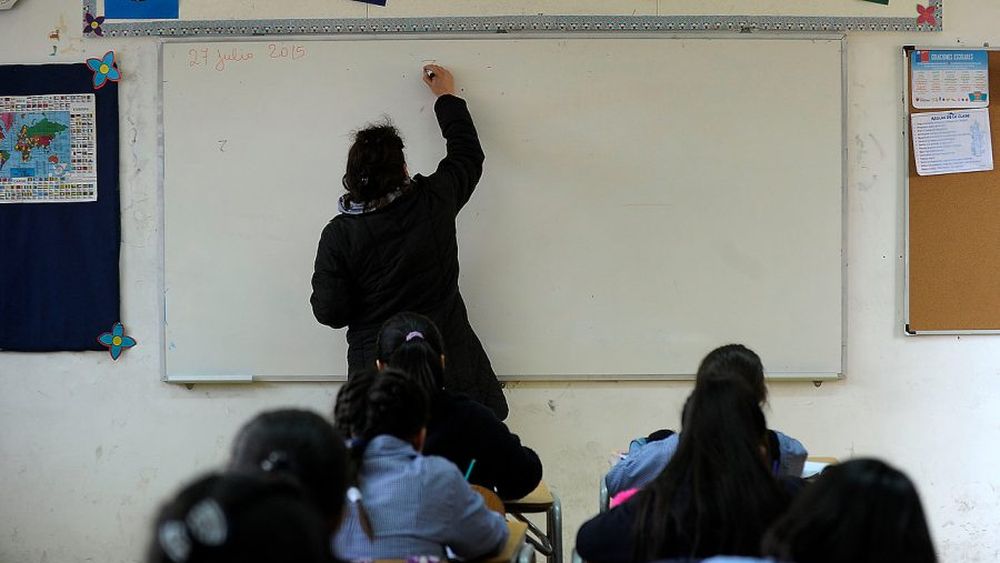 La escuela no puede rendirse a la sociedad que tenemos