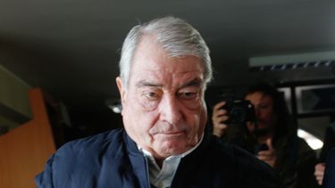 En su ausencia, Eduardo Macaya es condenado a 6 años de cárcel por abuso sexual a menores