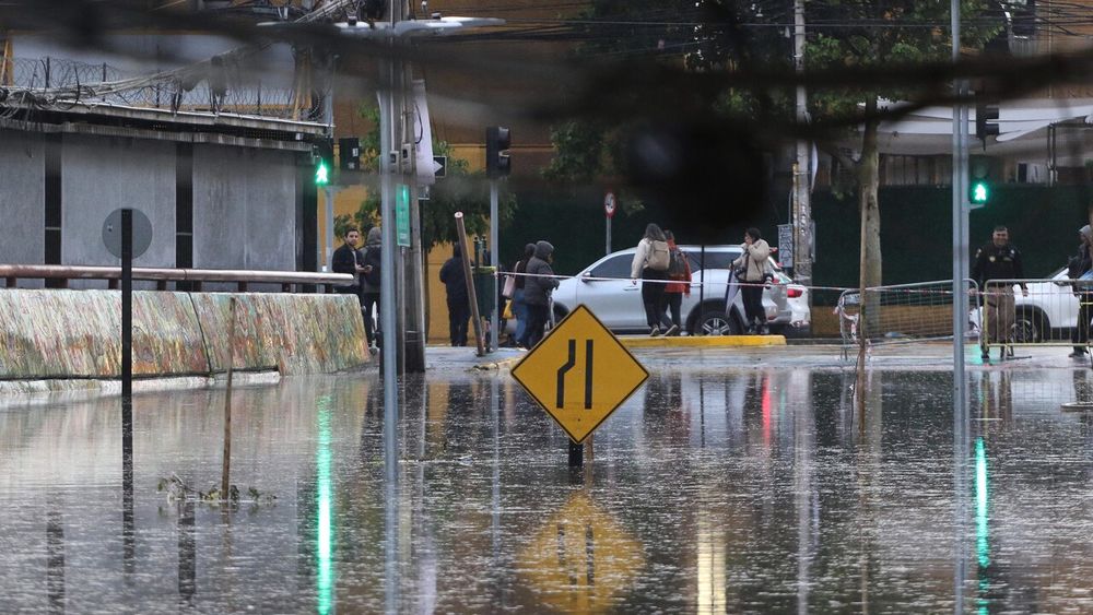 Santiago colapsó con 10 minutos de tormenta severa