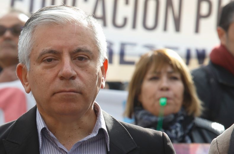 Carlos Diaz presidente del Colegio de Profesores Agencia Uno.jpg