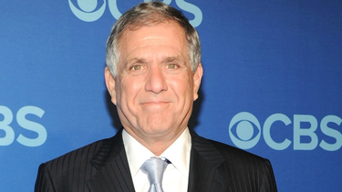 Director de CBS es obligado a renunciar tras docena de denuncias de acoso sexual: Las obligaba a hacerles sexo oral