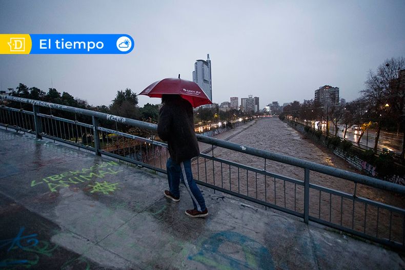 2133 lluvia en santiago 1722008883.jpg