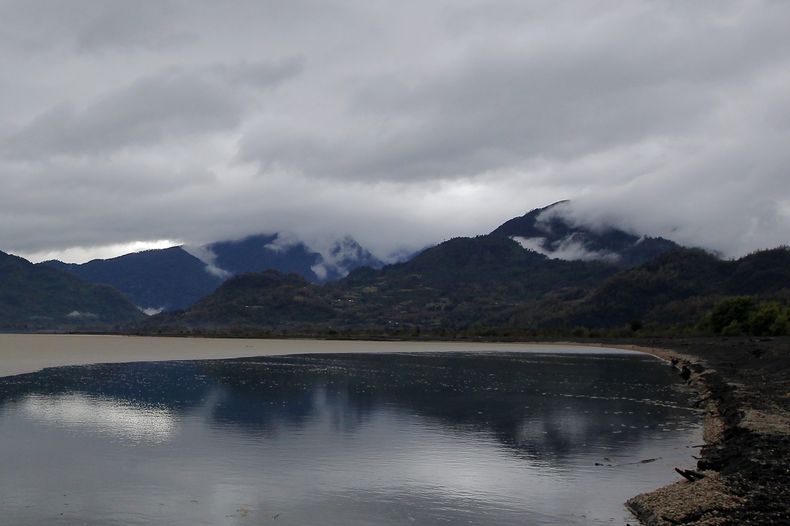 Lago Ranco scaled.jpg