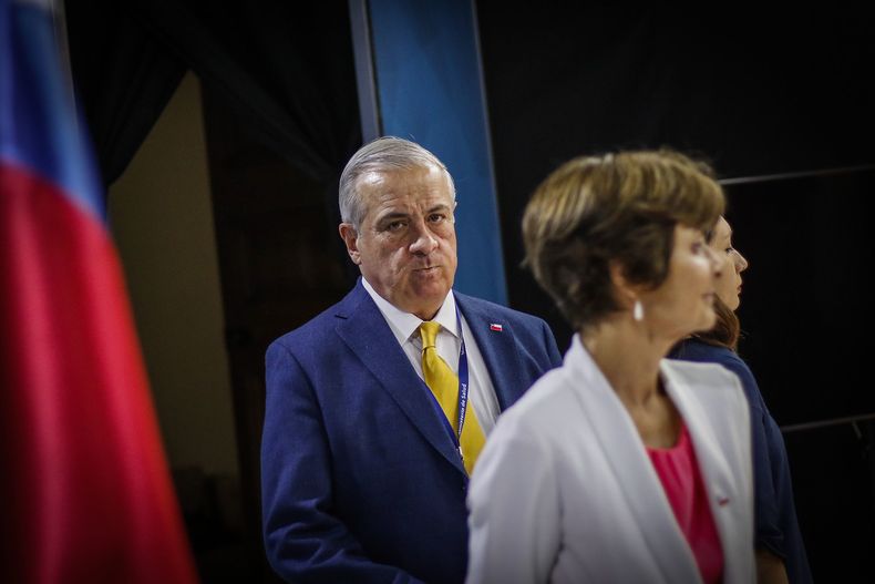 A_UNO_1150840.jpg