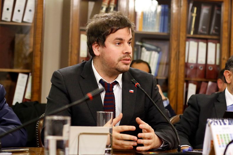 A_UNO_1091845.jpg