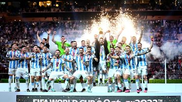 El Desconcierto | argentina levanta copa.jpg