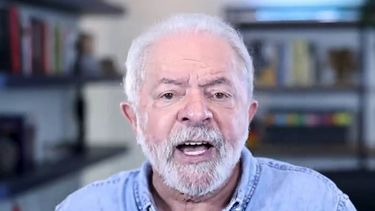 Lula acusa a Bolsonaro de crear confusión en Brasil, como Trump en EE.UU.