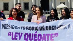 Cámara aprueba Ley Quédate que previene el suicidio con 15 días de permiso laboral para acompañar