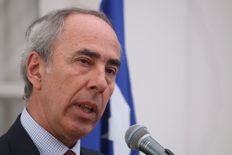 cpc y emplazamiento a la polar y hassler no es posible culpa al empedrado de nuestros errores.jpg