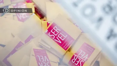 El Desconcierto | 15193 urna con votos y marca del servel.webp
