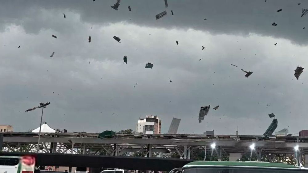 Imágenes del tornado en Estación Central en medio de la tormenta severa histórica