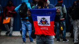 Bandas armadas intentaron tomarse el Palacio Nacional de Haití: 5 policías fueron heridos