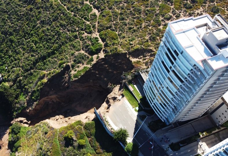 Campo dunar donde esta emplazado el edificio Kandinsky Agencia Uno.jpg