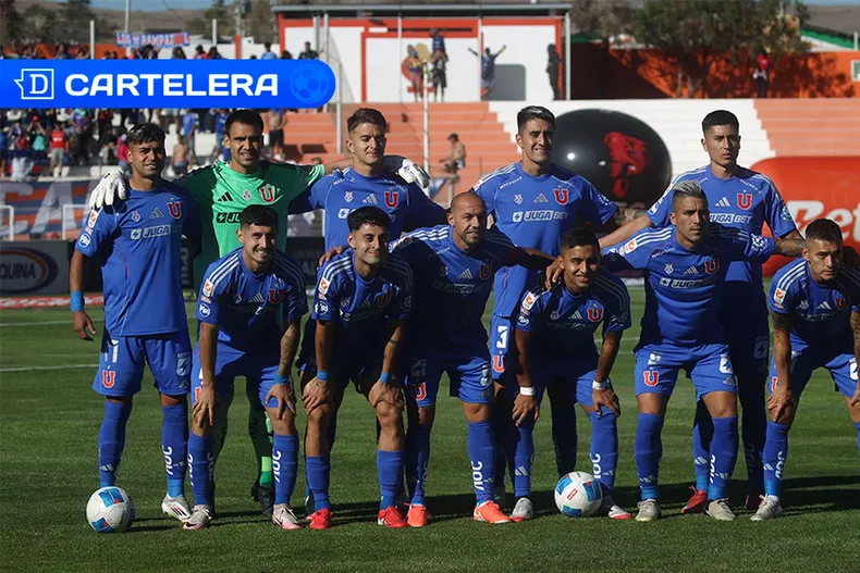 13734 cartelera la u copa.webp