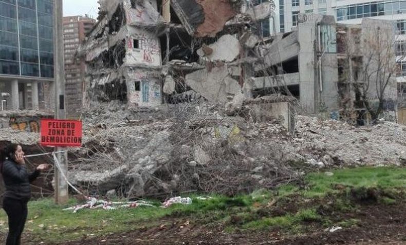 DDHAffgXgAY6nHS 580x350 1.jpg