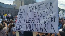 Paro nacional de profesores remece Argentina y retrasa la partida del año escolar en todo el país