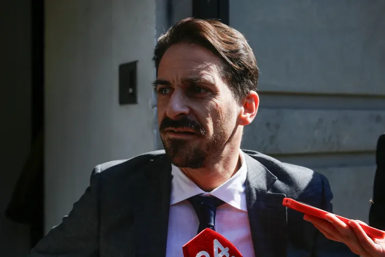 16253 a uno 1653564.webp