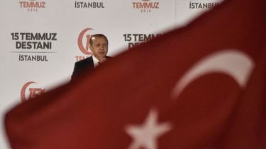 Erdogan anuncia pena de muerte en Turquía: Le arrancaremos la cabeza a los traidores