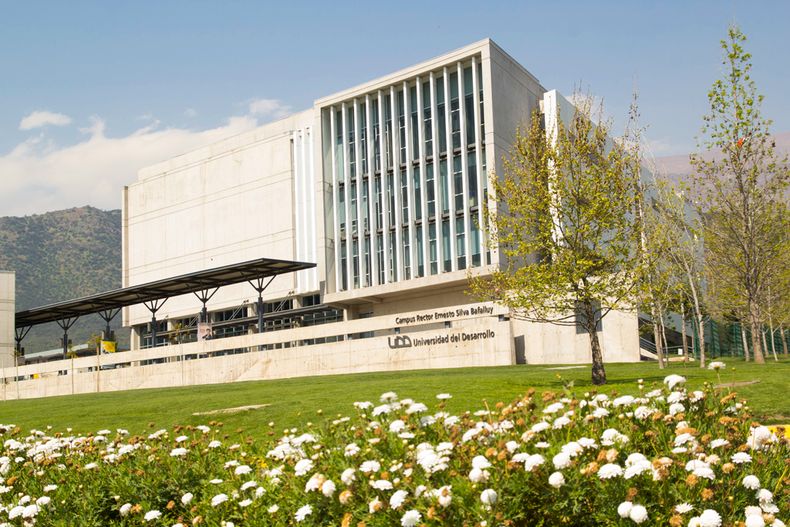 universidad del desarrollo udd.jpg