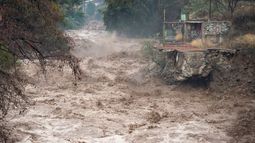 Lluvias se alejan de Santiago ad portas de corte de agua que debería durar 24 horas