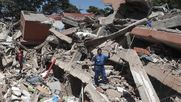 Mucha destrucción en Colombia tras fuerte terremoto - Agencia EFE
