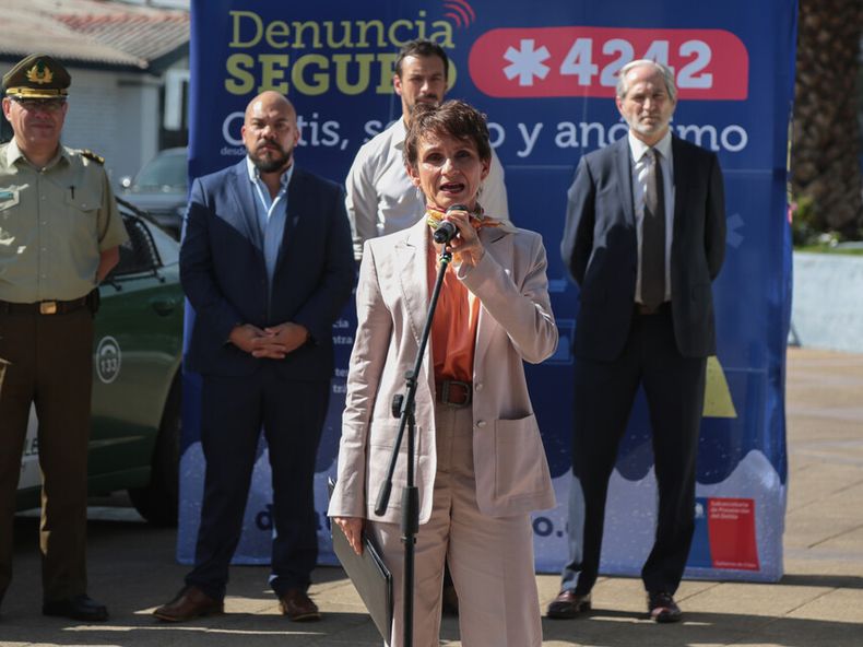 A_UNO_1413326.jpg