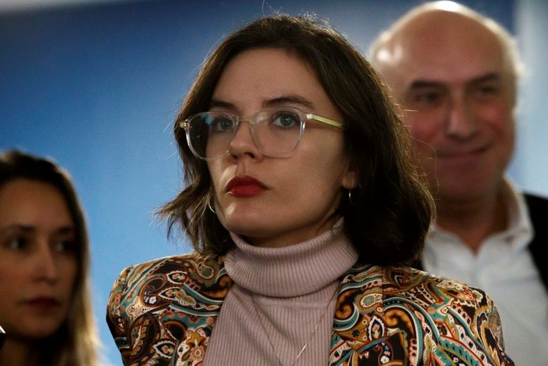 camila vallejo.jpg