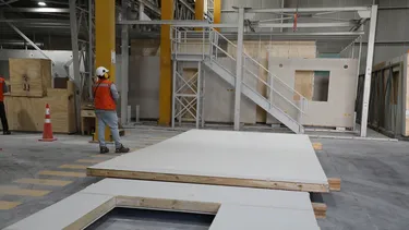 Constructora cobró 2 veces por terminar misma casa prefabricada que no entregó: Deberá devolver un tercio del valor a dueña