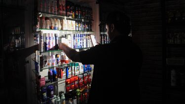 Cortes de luz en Santiago este viernes 1 de agosto: Las interrupciones programadas en medio de la lluvia