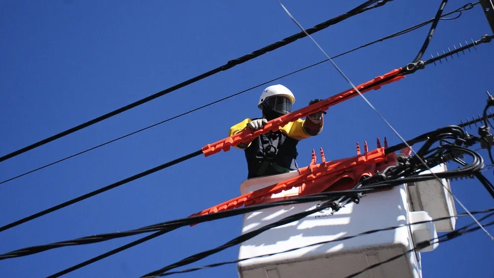 Cortes de luz en Santiago para este sábado 13 de septiembre: Serán en 7 comunas y durarán hasta siete horas