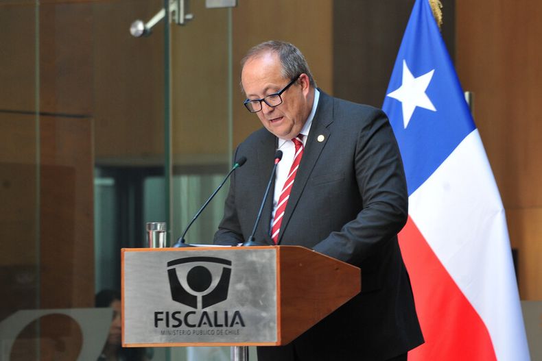 fiscal nacional deja plantados a parlamentarios en el congreso  discutirian nuevo proyecto de ley.jpg