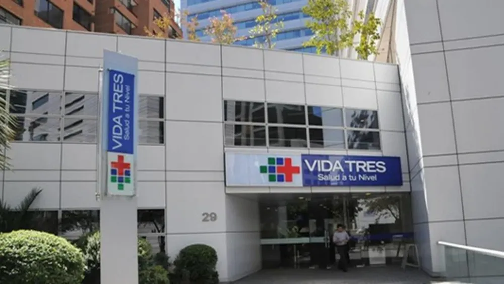 Jubilada de 71 años reclamó pago de $82 millones tras 26 años de trabajo en isapre: Empresa se negó y Corte ordenó pagarle