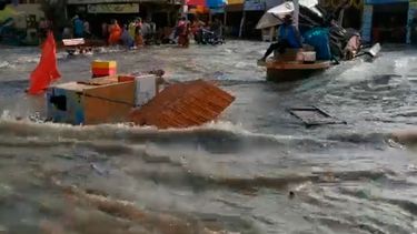 VIDEO| No hubo comunicación de riesgo: Perú confirma dos muertos por tsunami tras volcán