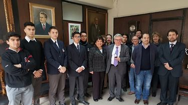 Universidad de Chile entregará apoyo transdisciplinario al Instituto Nacional