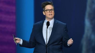 VIDEO| El irónico y aplaudido discurso feminista de Hannah Gadsby en los Emmy 2018