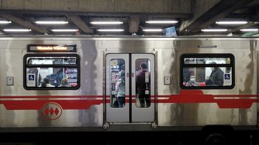 Vuelve a estar operativo servicio en Línea 4 y 4A del Metro de Santiago tras falla técnica