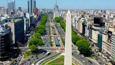 Buenos Aires define fuerzas: Milei y el peronismo se juegan el poder en comicios legislativos de cara a elecciones de octubre